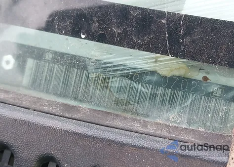 2006 GMC Yukon Xl 1500 Slt из США, поврежденный, VIN 3GKFK16Z06G107025